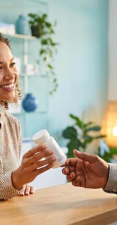 Xeljanz Reviews 2026: Real Results & Side Effects for Alopecia Areata